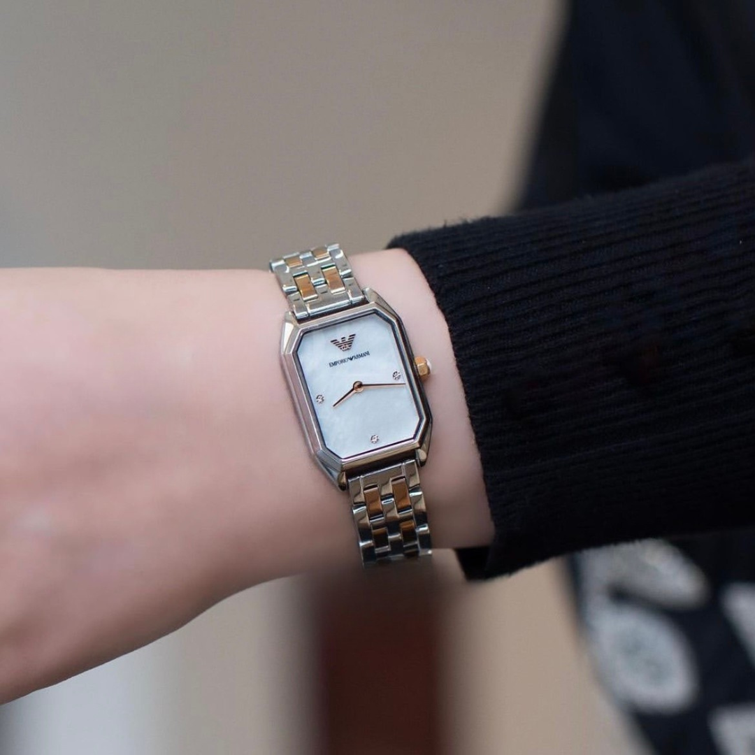 Montre EMPORIO ARMANI Pour Femme, Giola Crystal AR11146 Montre EMPORIO ARMANI Pour Femme, Giola Crystal AR11146