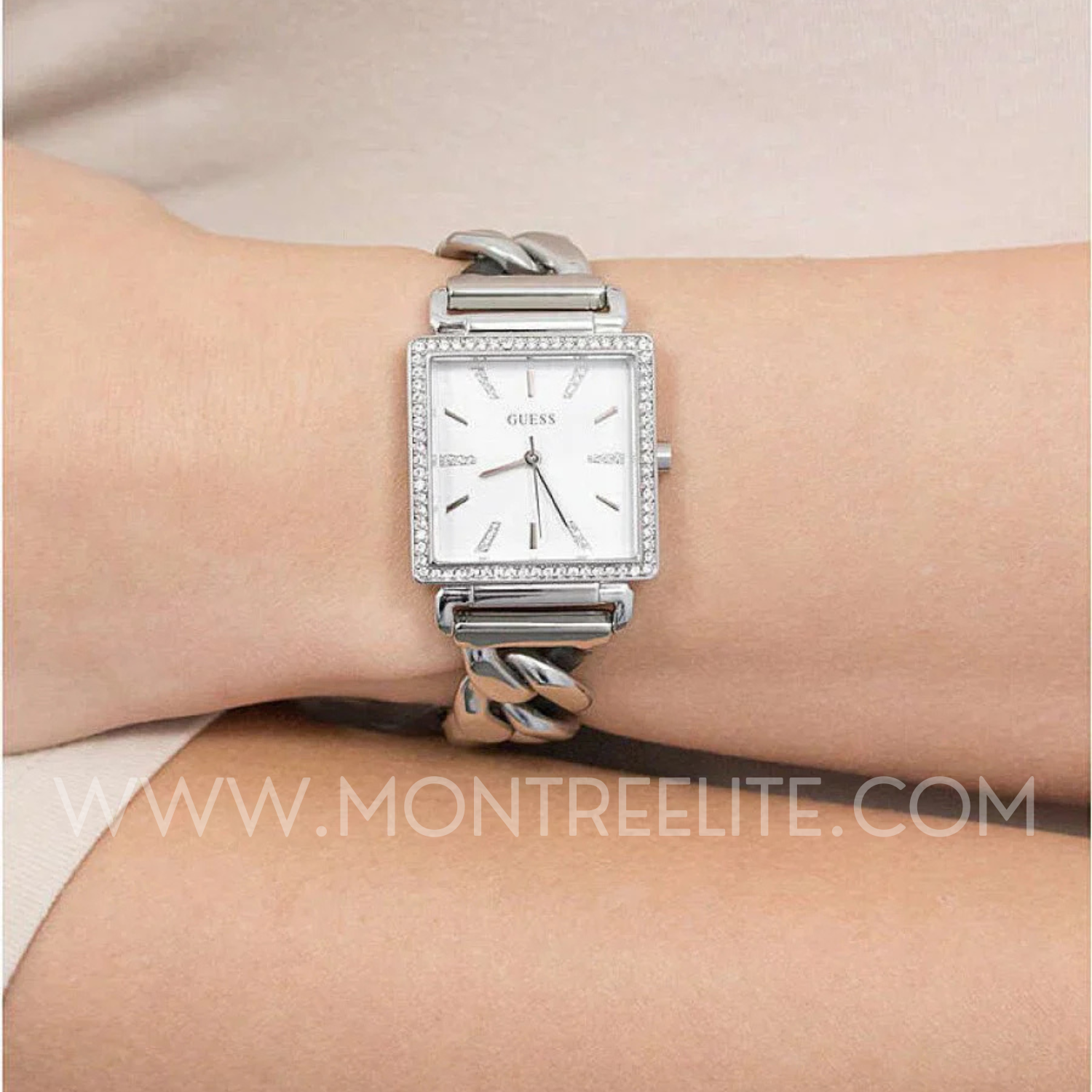 Montre GUESS pour femme w1030l1